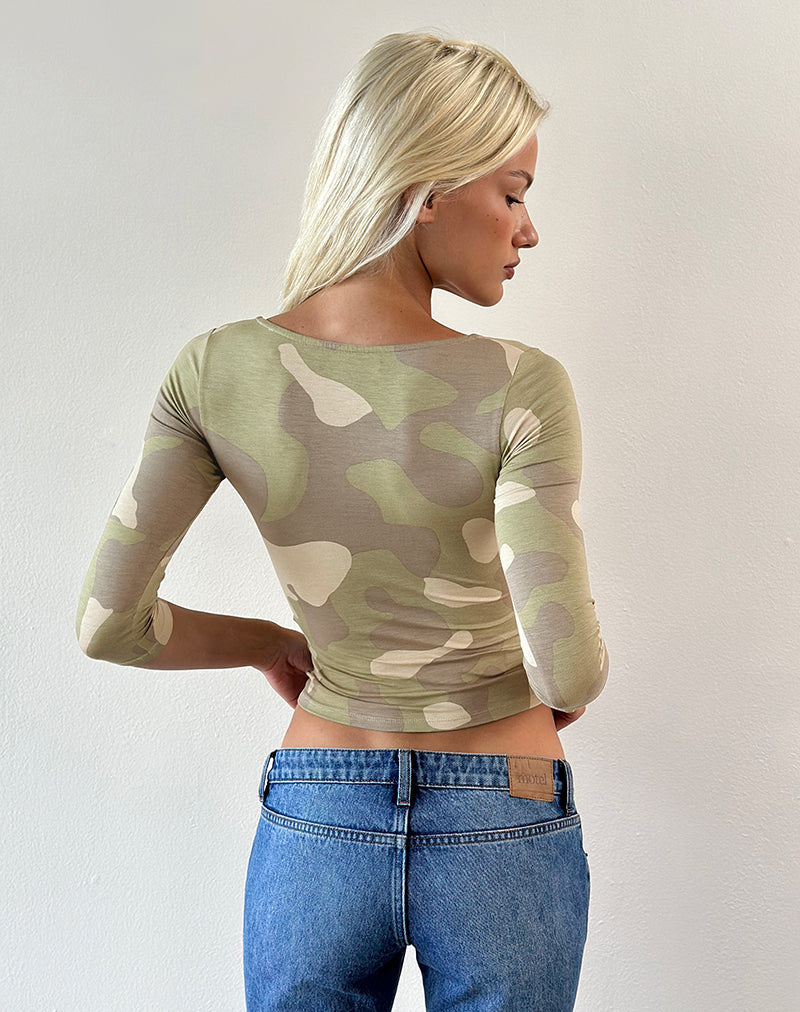 Ciel Deep V Quarter Sleeve Top in Blurry Camo Khaki