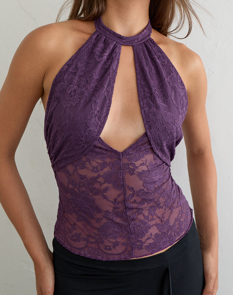 Hyewon Halterneck Top with Cut Out in Lace Purple