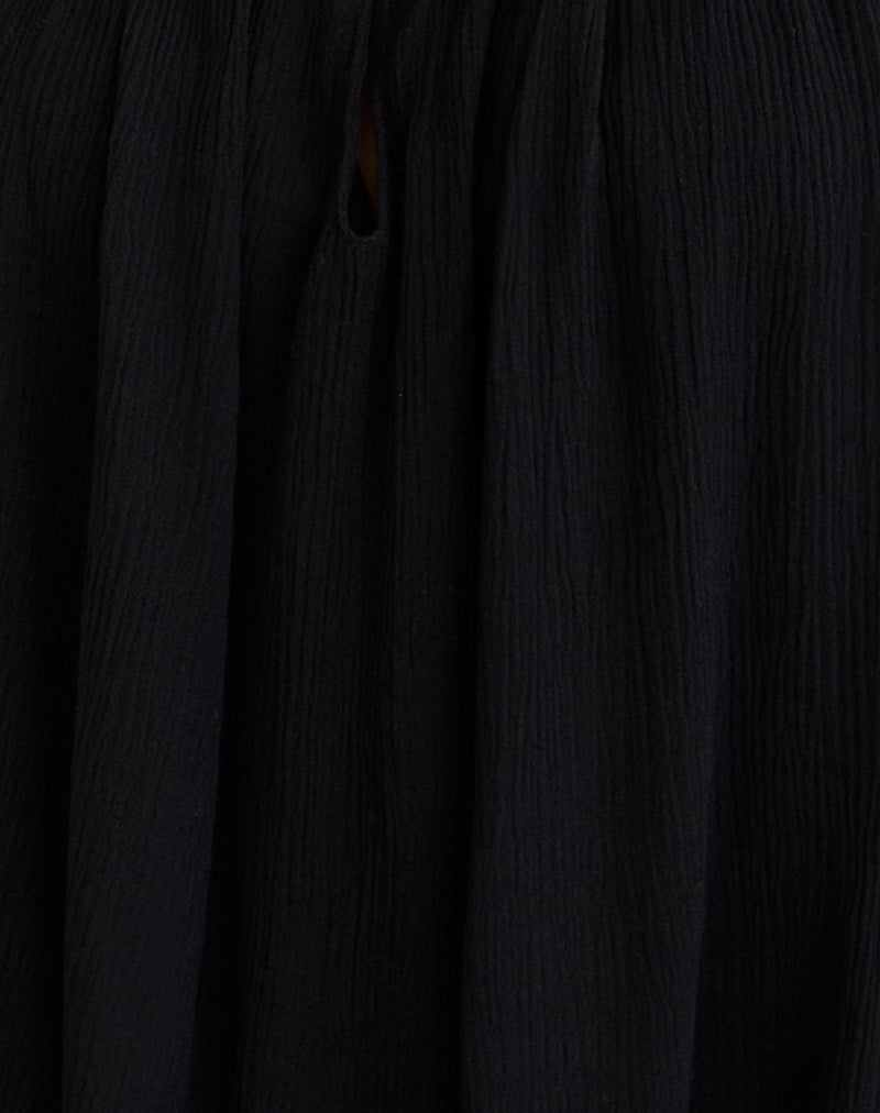 Merisso Scoop Neck Keyhole Top in Black