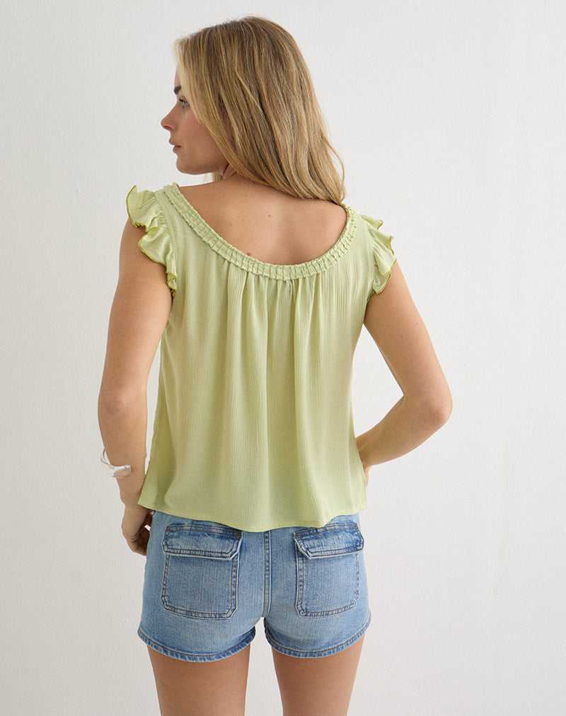 Merisso Scoop Neck Keyhole Top in Crinkle Pistachio